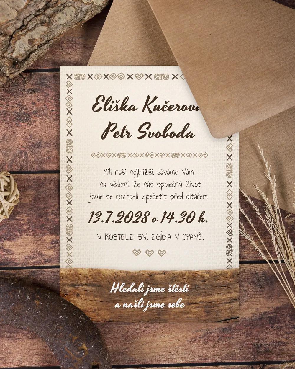 Svatební oznámení s lidovým dřevěným motivem 7/9