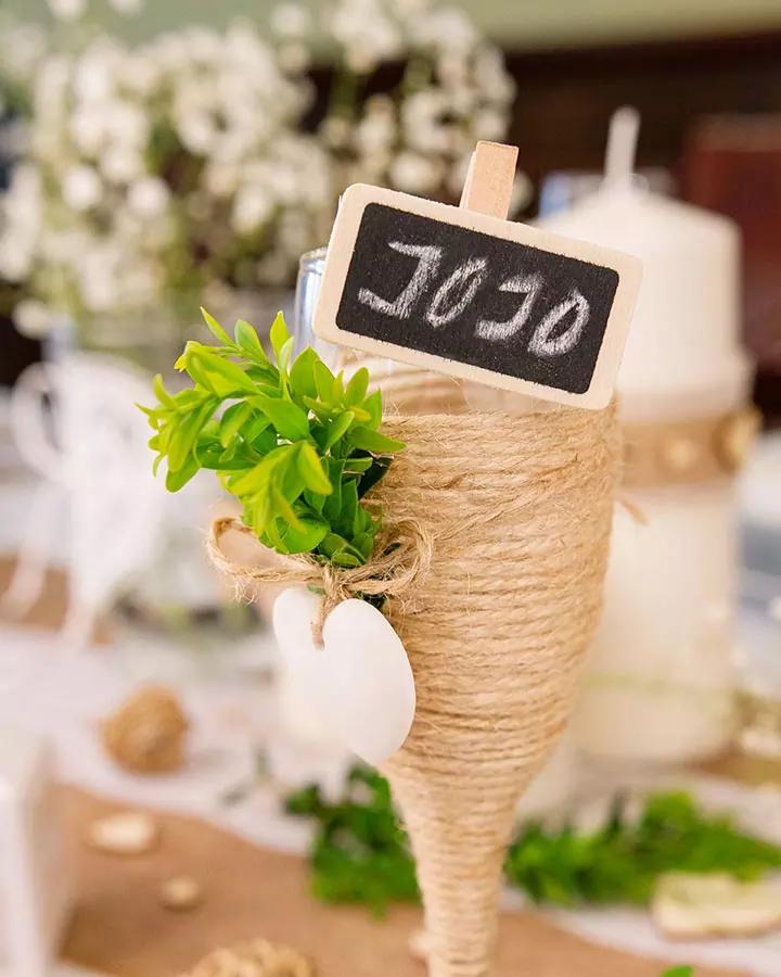 Tabulka s kolíčkem (hnědá) 1/6