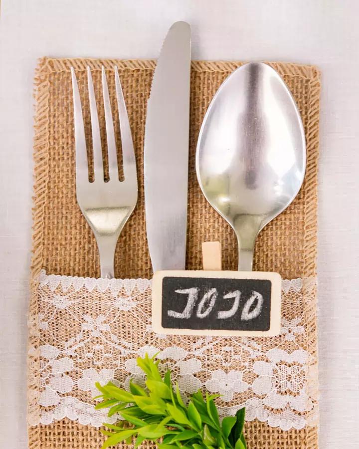 Tabulka s kolíčkem (hnědá) 5/6