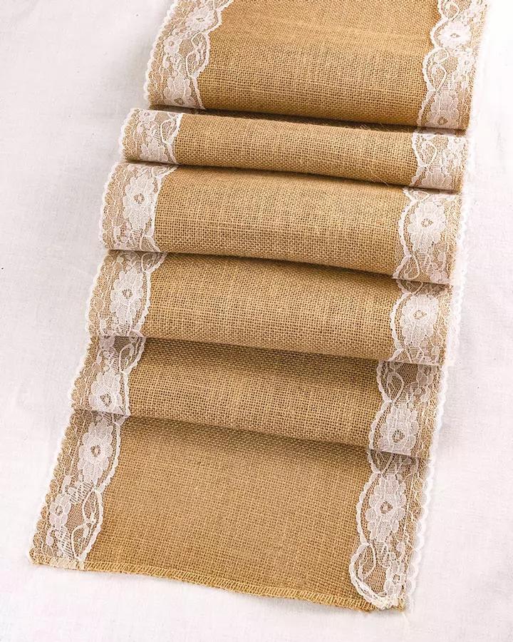 Jutový obrus s čipkou 30x300, vzor 1 (prírodná farba)