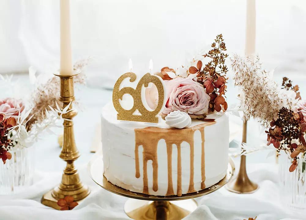 Narozeninové svíčky na 60-té narozeniny, zlatá, v7,5cm, 1ks 1/4