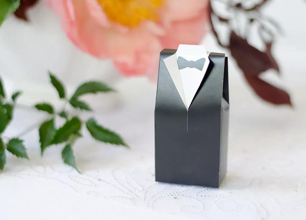 Dárková krabička ve tvaru ŽENICH 5x3x9,5 cm, 10 ks 1/3