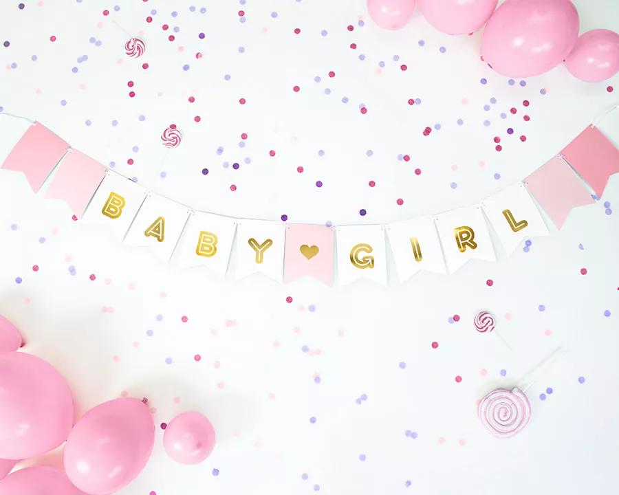 Barevná girlanda s vlajkami, rozměr 15 × 175 cm, vzor 10 3/4