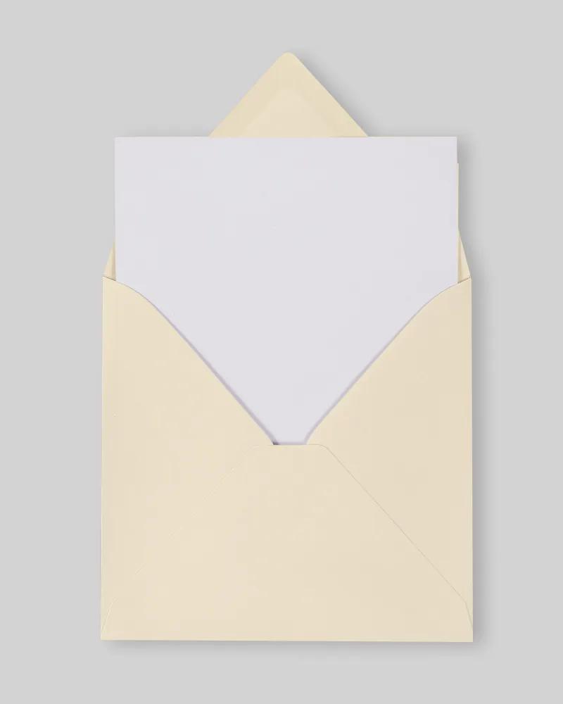Krémová obálka – čtverec 140 × 140 mm 2/3