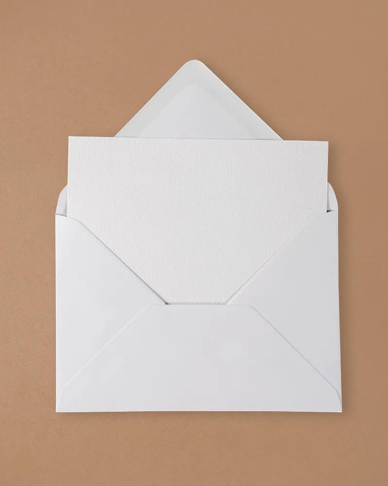 Bílé obálky 133 × 184 mm 1/3