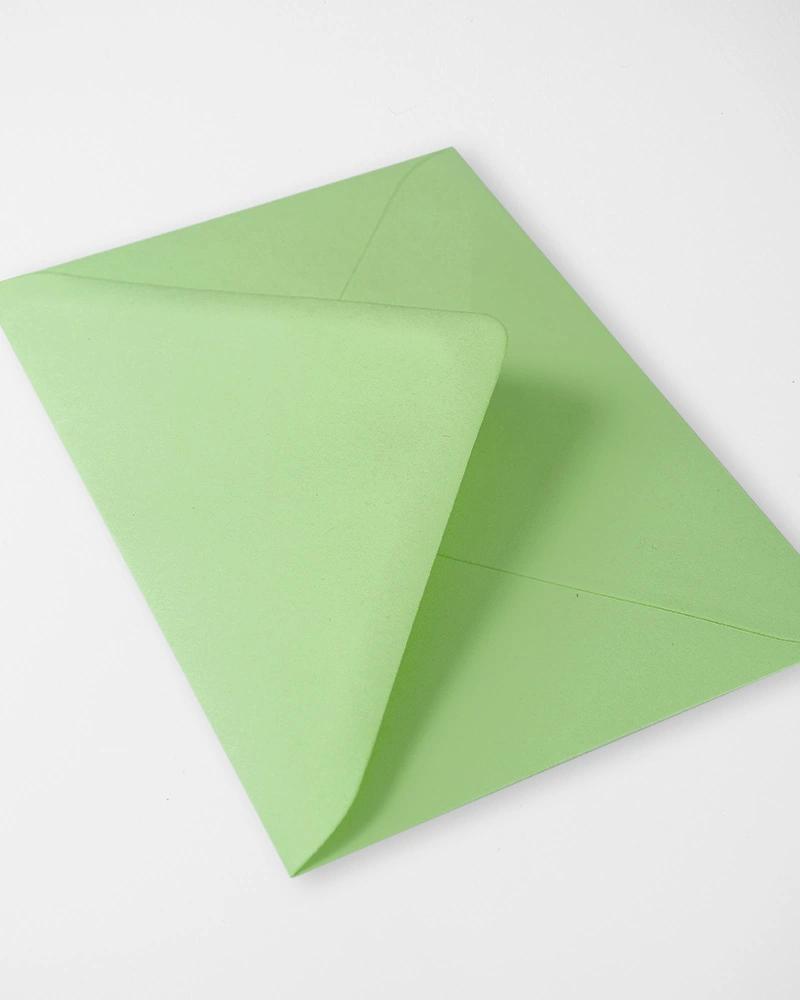 Pastelově zelené obálky C6 3/4