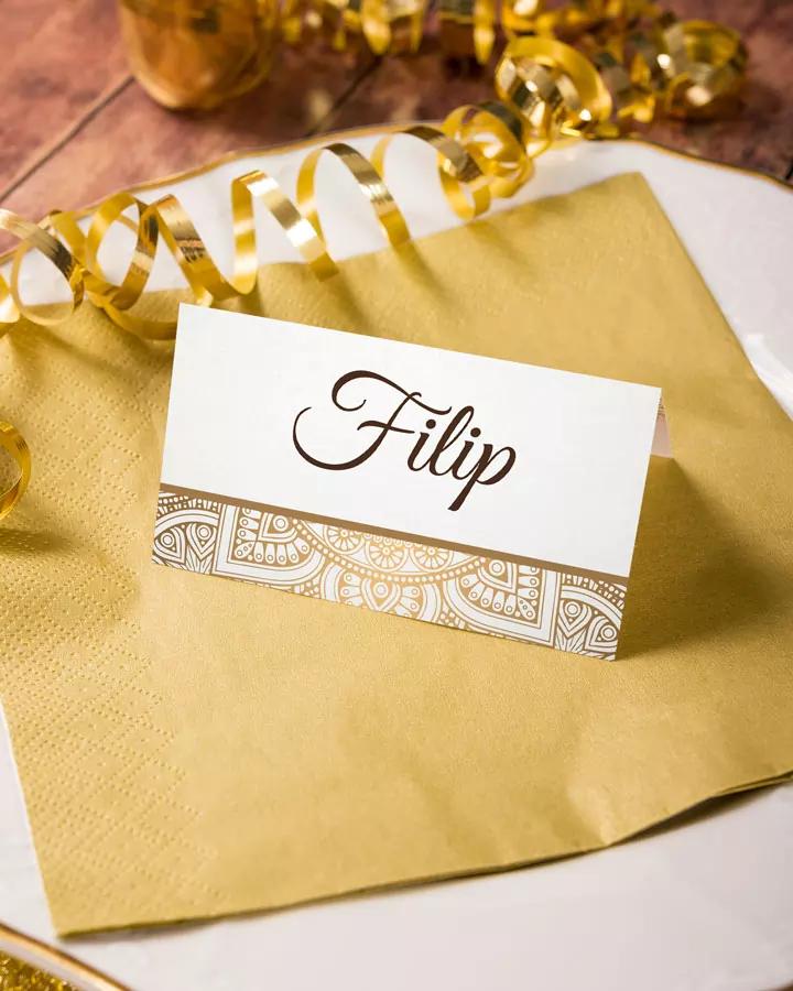 Jmenovky na oslavu Zlaté Retro 2/3