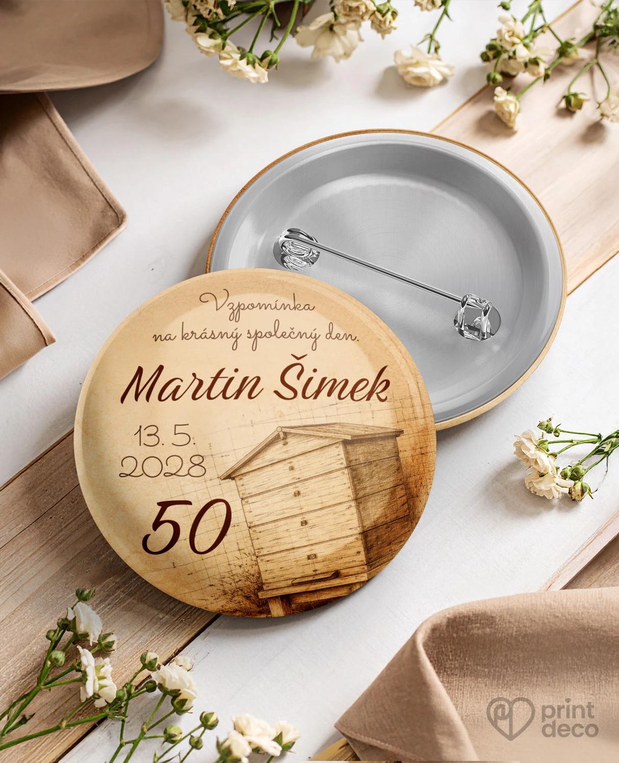 Pamětní kruhové odznaky z oslavy pro včelaře 19