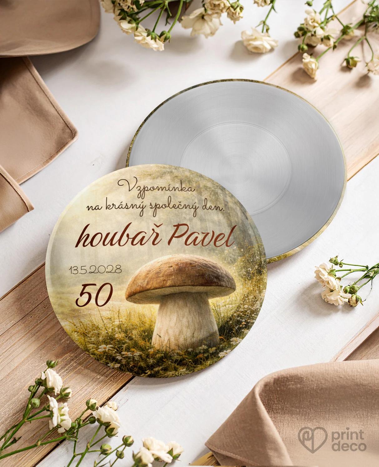 Pamětní kruhové magnetky z oslavy pro houbaře 04