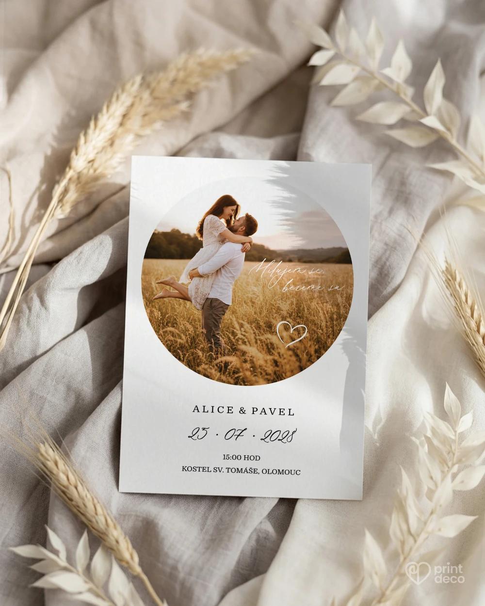 Svatební oznámení s fotografií – Kruh lásky 1/2