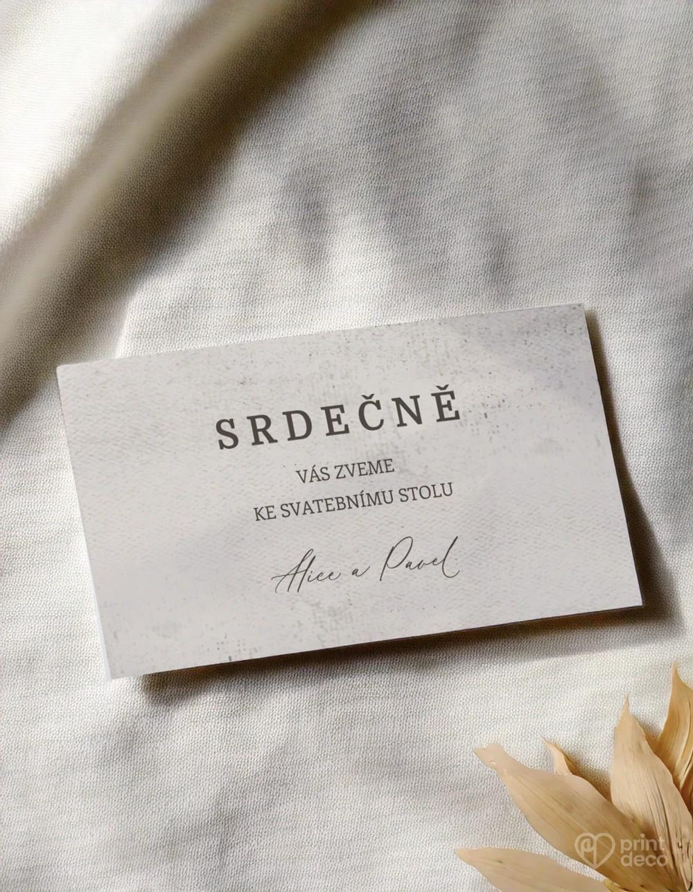 Pozvánky ke stolu – V objetí okamžiku 0/1