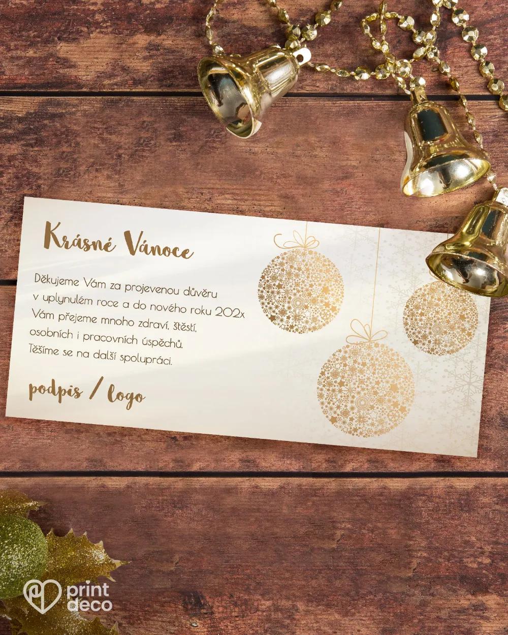 Vánoční pozdrav se zlatými koulemi