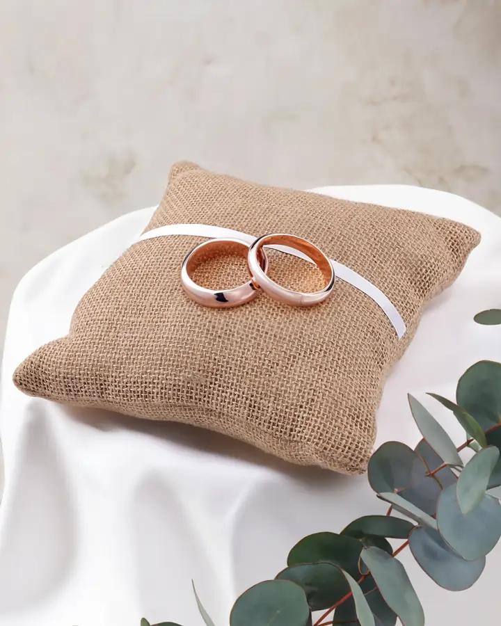 Polštářek na prstýnky