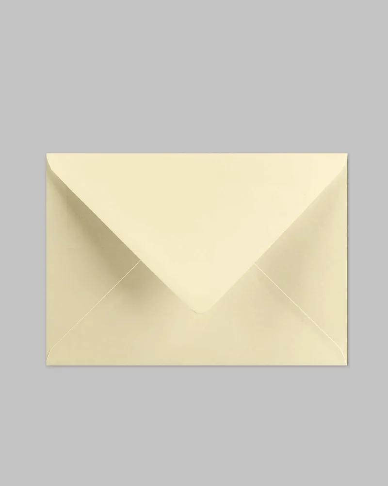 Krémové obálky 133 × 184 mm