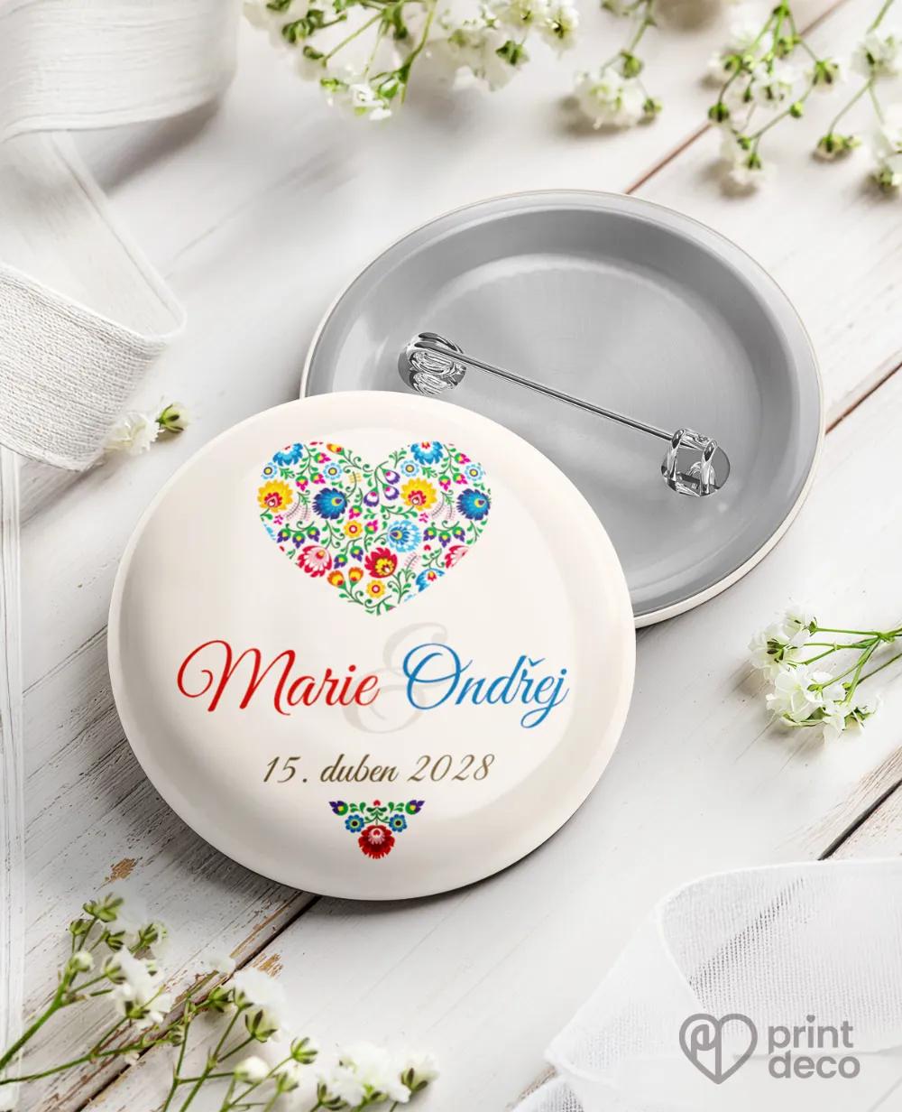 Kovové svatební odznaky s lidovým motivem I.